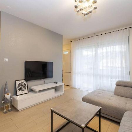 Zrmanja Canyon Apartment Obrovac Buitenkant foto