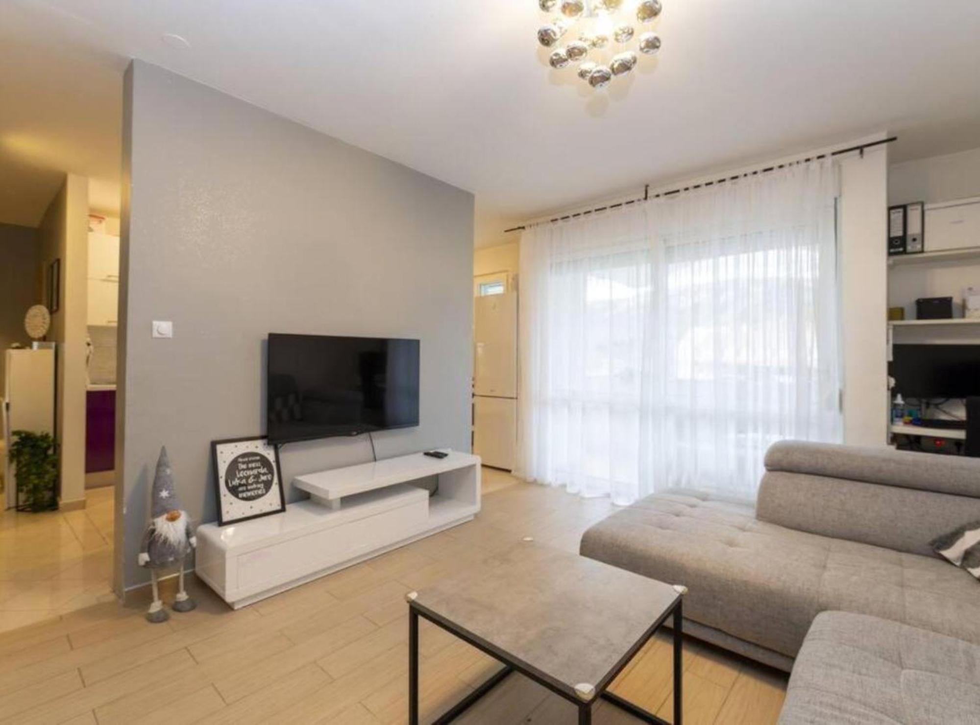 Zrmanja Canyon Apartment Obrovac Buitenkant foto