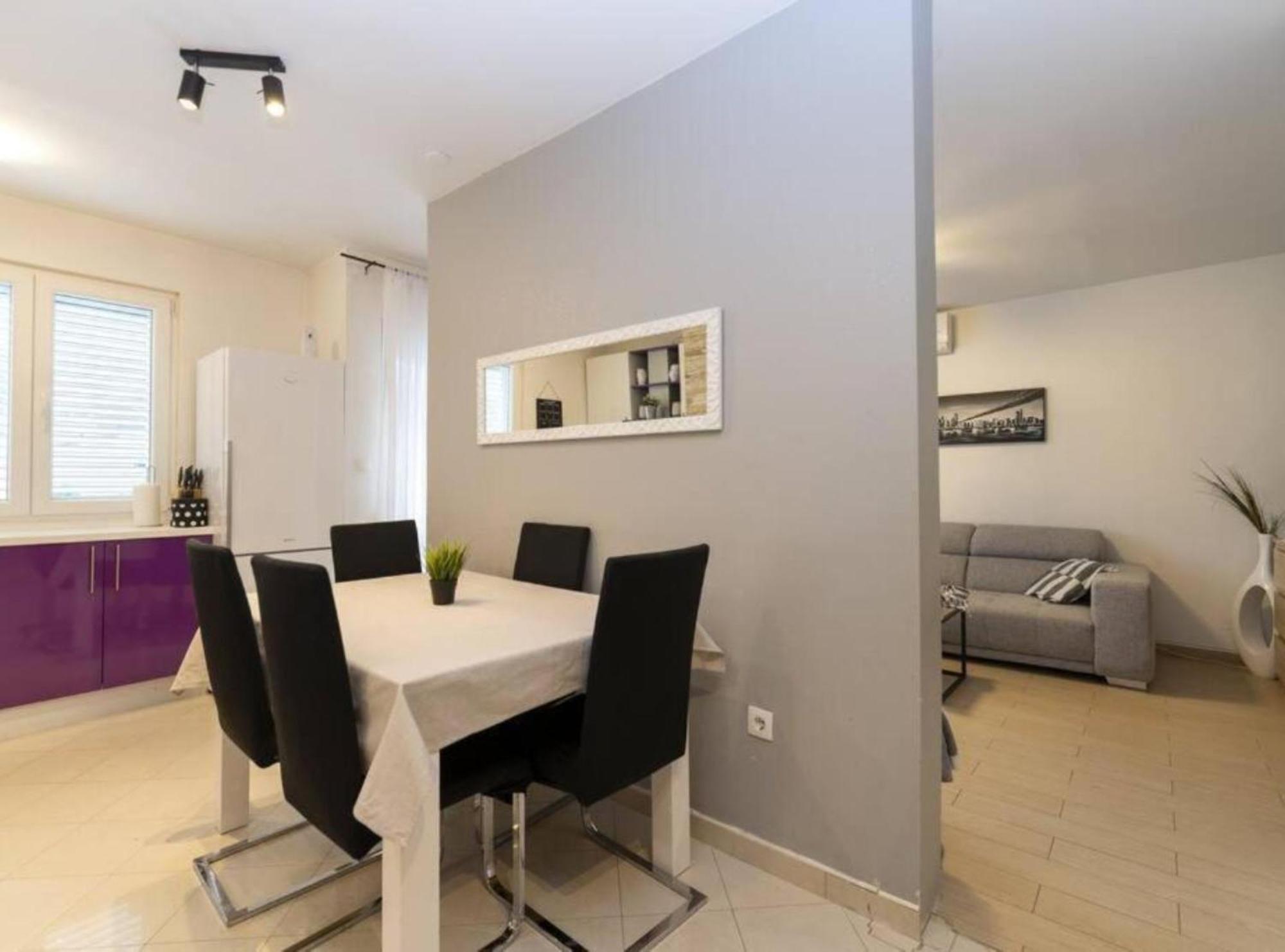 Zrmanja Canyon Apartment Obrovac Buitenkant foto